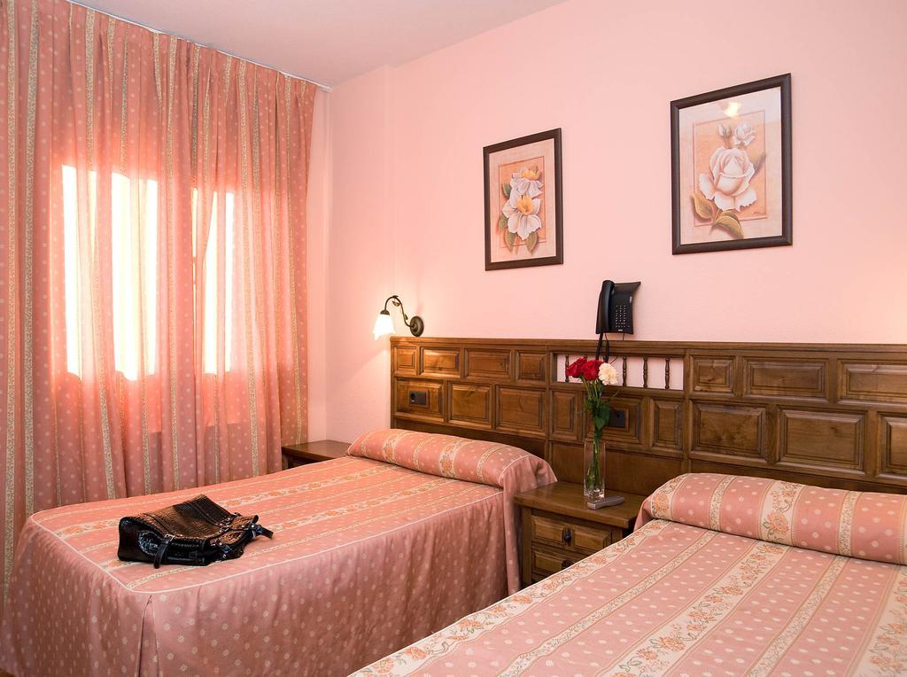 Hotel Rural "Victoria" Humanes Pokój zdjęcie